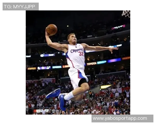 格里芬盛赞保罗在快船队史地位称其为NBA历史前五控卫之一